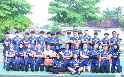 Tim Bola Voli Sperotek Berhasil Menyandingkan Tropy Juara 1 Cabor Voli Putra-Putri Dalam POR Bantul 2023